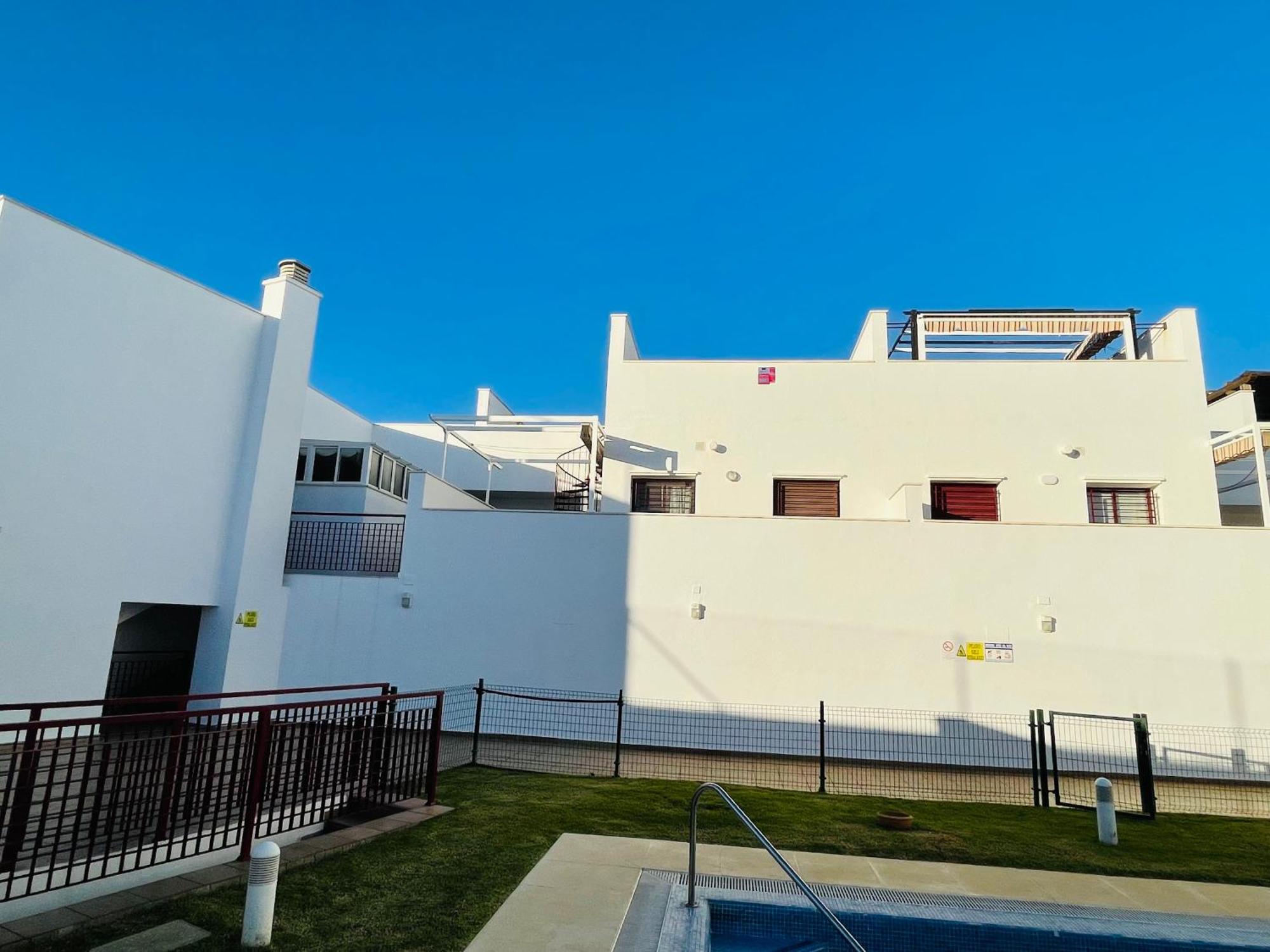 Apartmán Atico Premium Conil Con 2 Terrazas, Parking, Piscina, Aire Ac Y Wifi -Solo Familias Y Parejas- Conil De La Frontera Exteriér fotografie